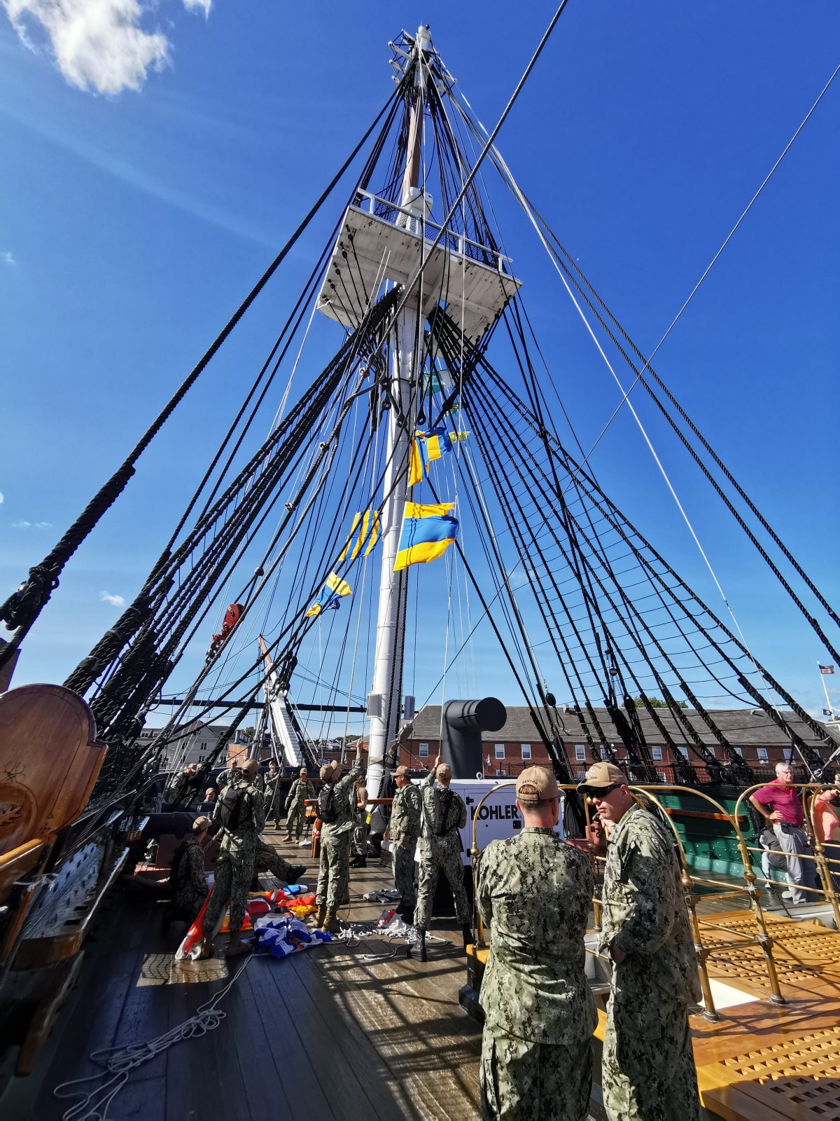 Seeleute an Bord der USS Constitution