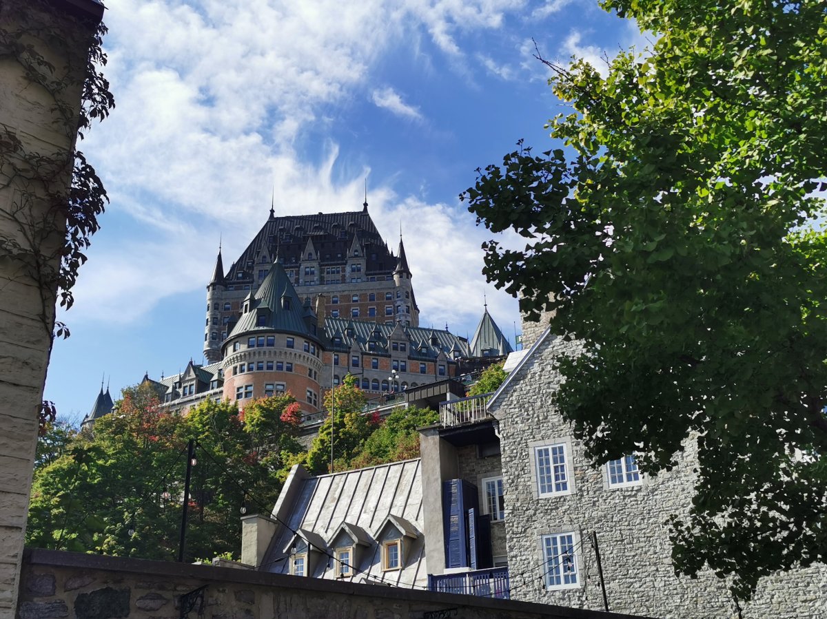 Château Frontenac von der Unterstadt her gesehen