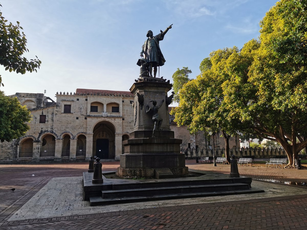 Parque Colón (ehem. Plaza de Armas) 