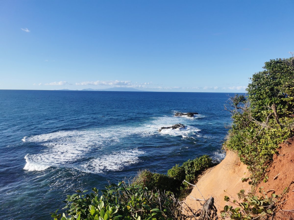 Red Rock, im Hintergrund Guadeloupe