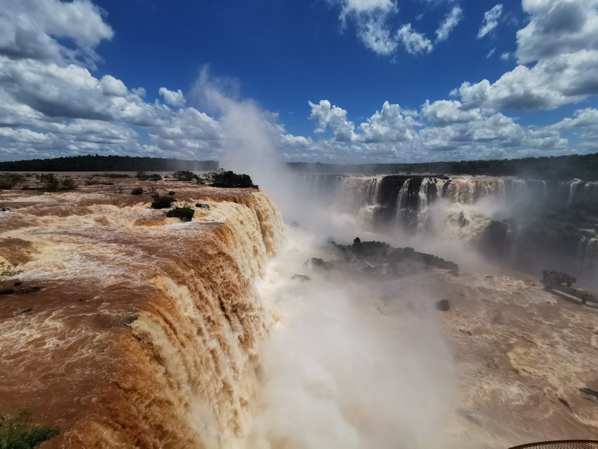 Brasilianische Seite, links Garganta del Diablo 