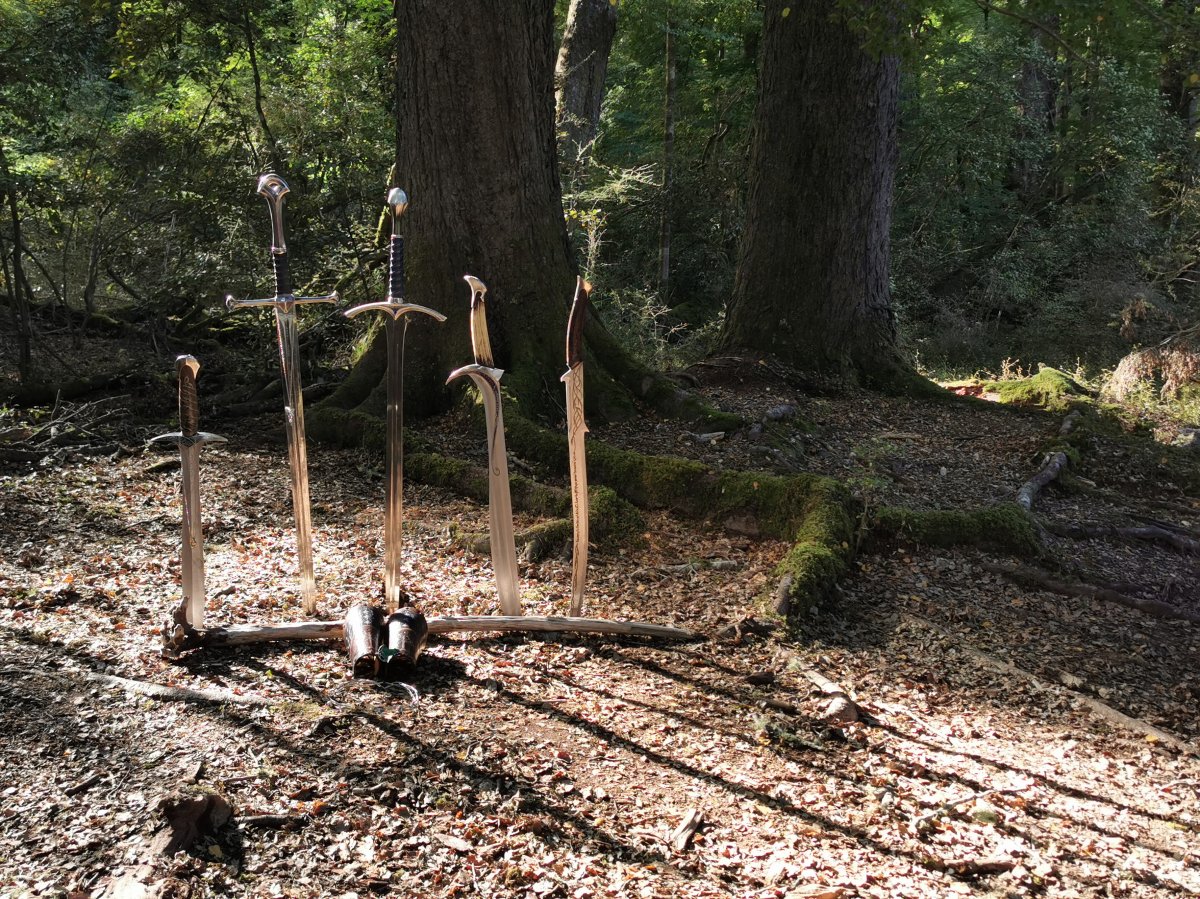 Schwerter im Wald