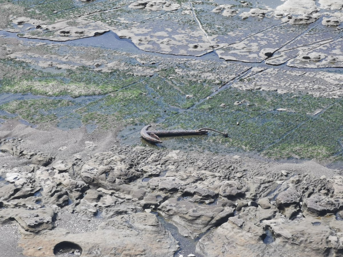 Anker auf den Felsen